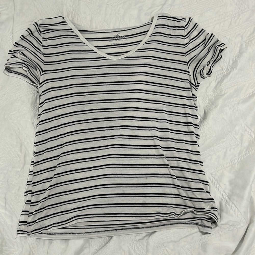 Hollister Must-Have Shirt